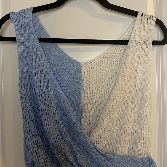 Fine Knit Color Blocking Sleeveless V-Neck Loose Relaxed Fit Wrap Top - Picture 3 of 6
